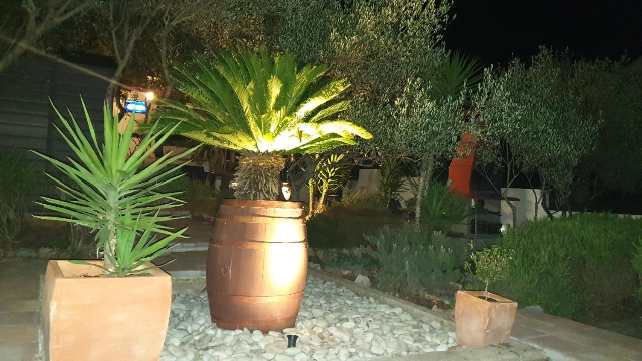 Willa House Oliva With Private Pool And Large Garden Stari Grad  Zewnętrze zdjęcie