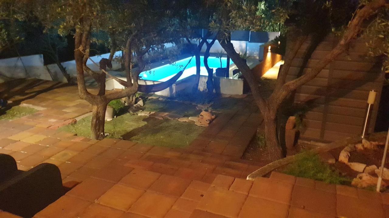 Willa House Oliva With Private Pool And Large Garden Stari Grad  Zewnętrze zdjęcie