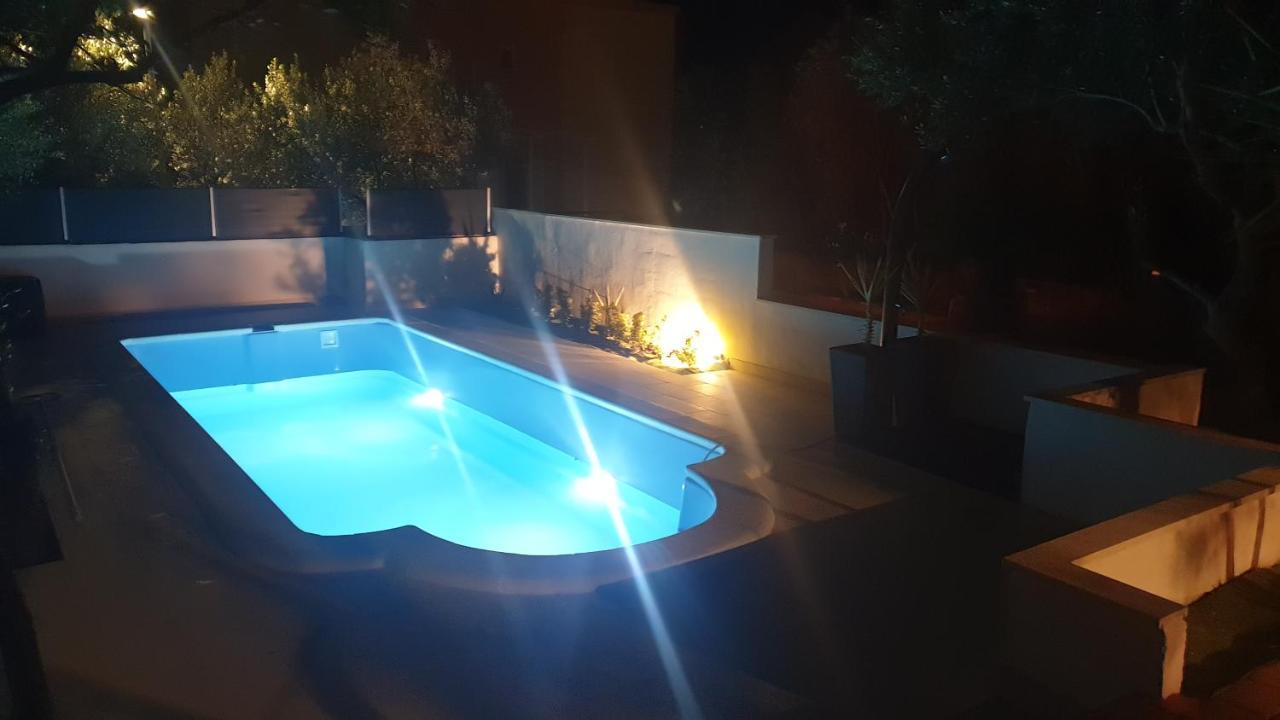 Willa House Oliva With Private Pool And Large Garden Stari Grad  Zewnętrze zdjęcie