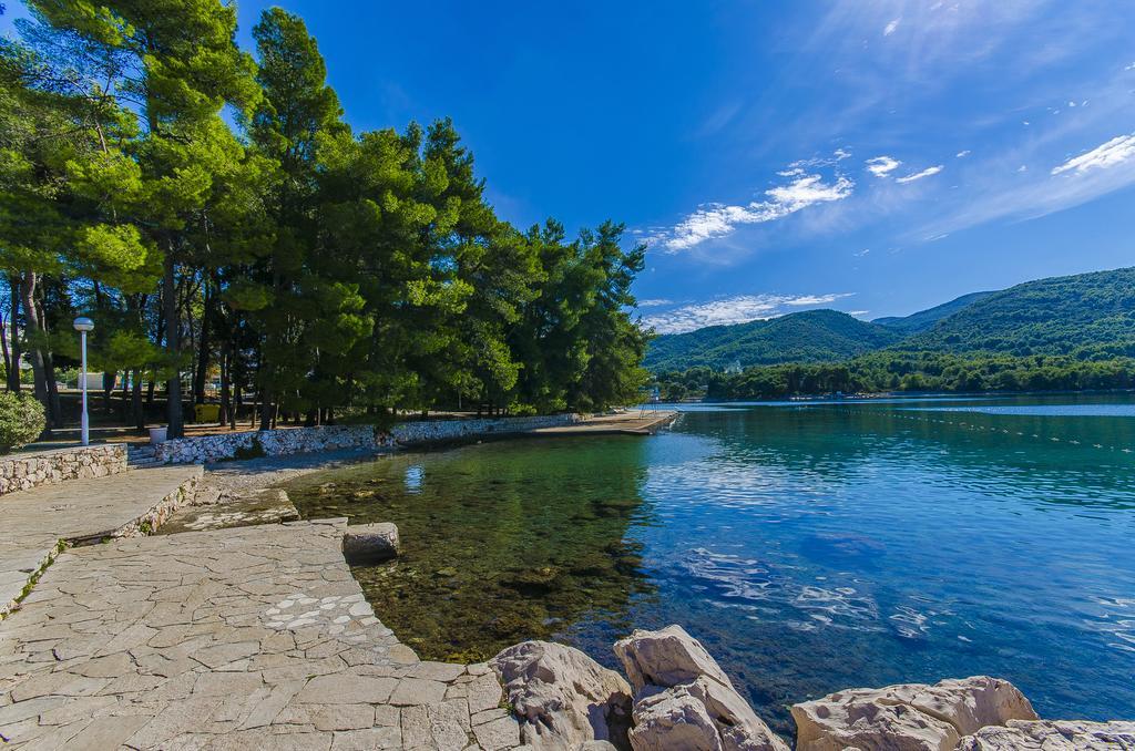 Willa House Oliva With Private Pool And Large Garden Stari Grad  Zewnętrze zdjęcie